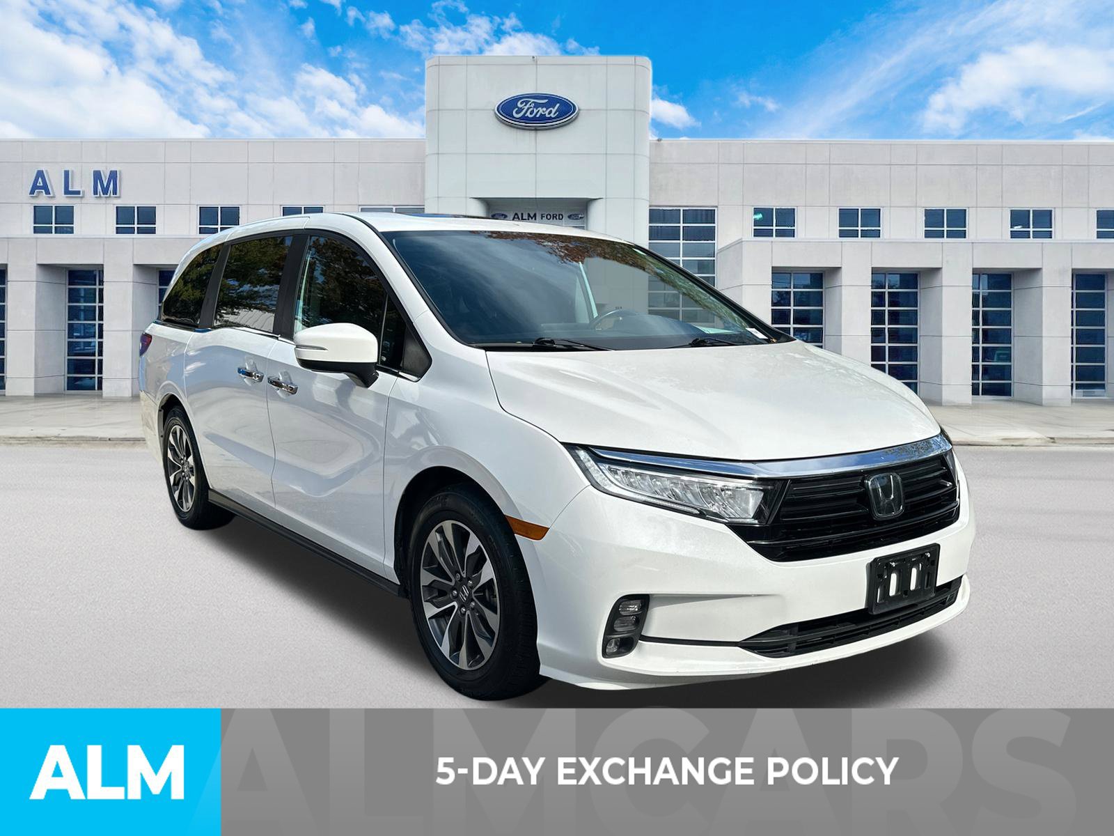 Used 2023 Honda Odyssey EX-L image 3