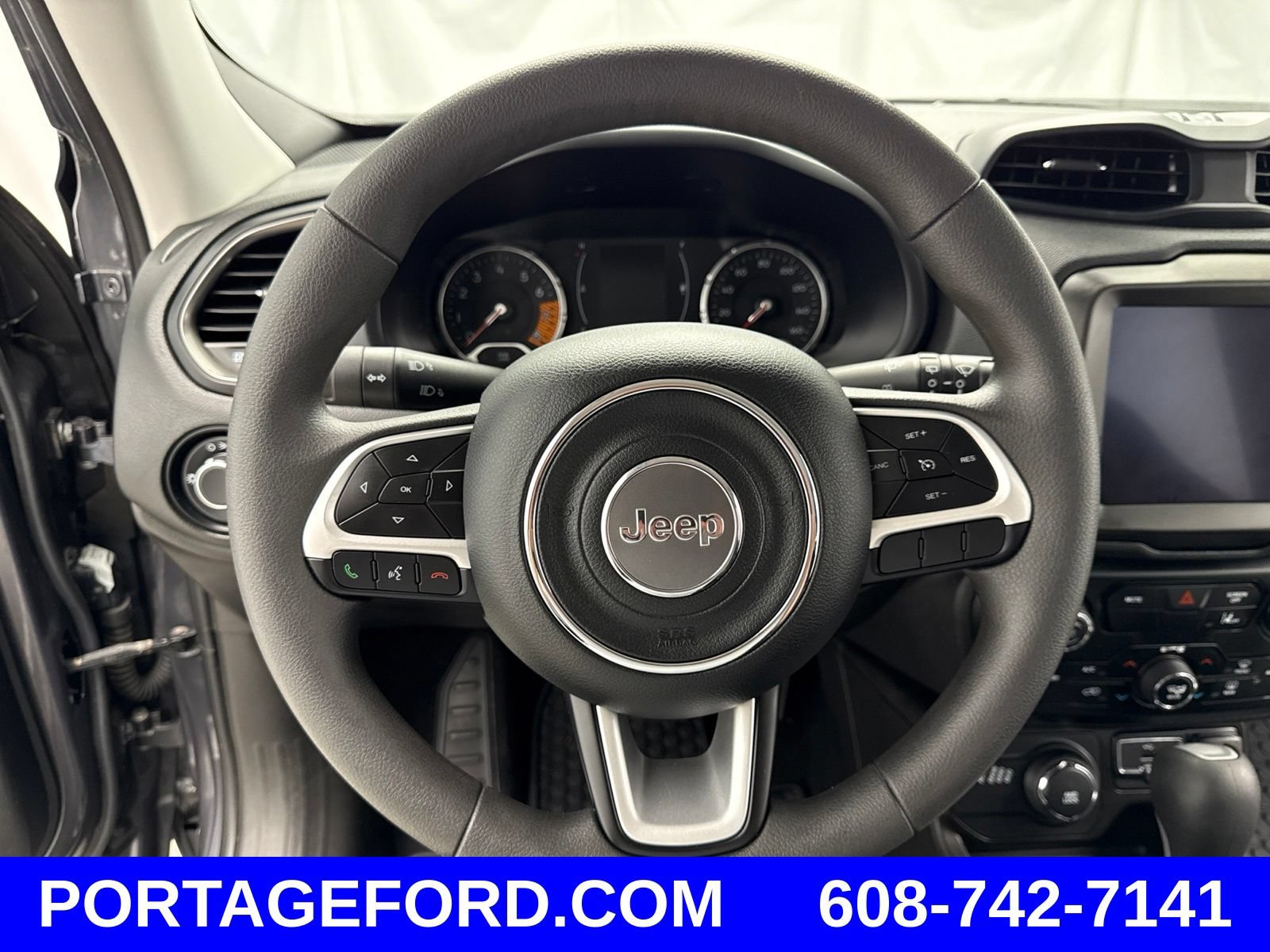 Used 2023 Jeep Renegade Latitude AWD/4WD image 15