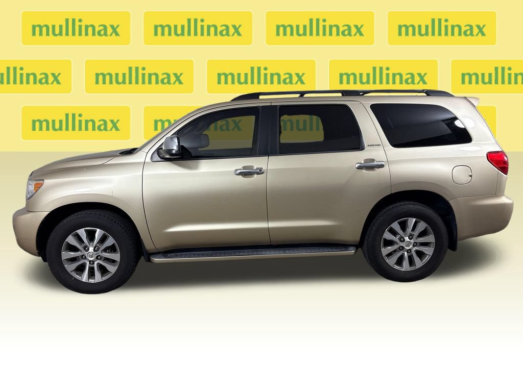 Used 2017 Toyota Sequoia Limited w/ Safety & Convenience Package AWD/4WD image 12