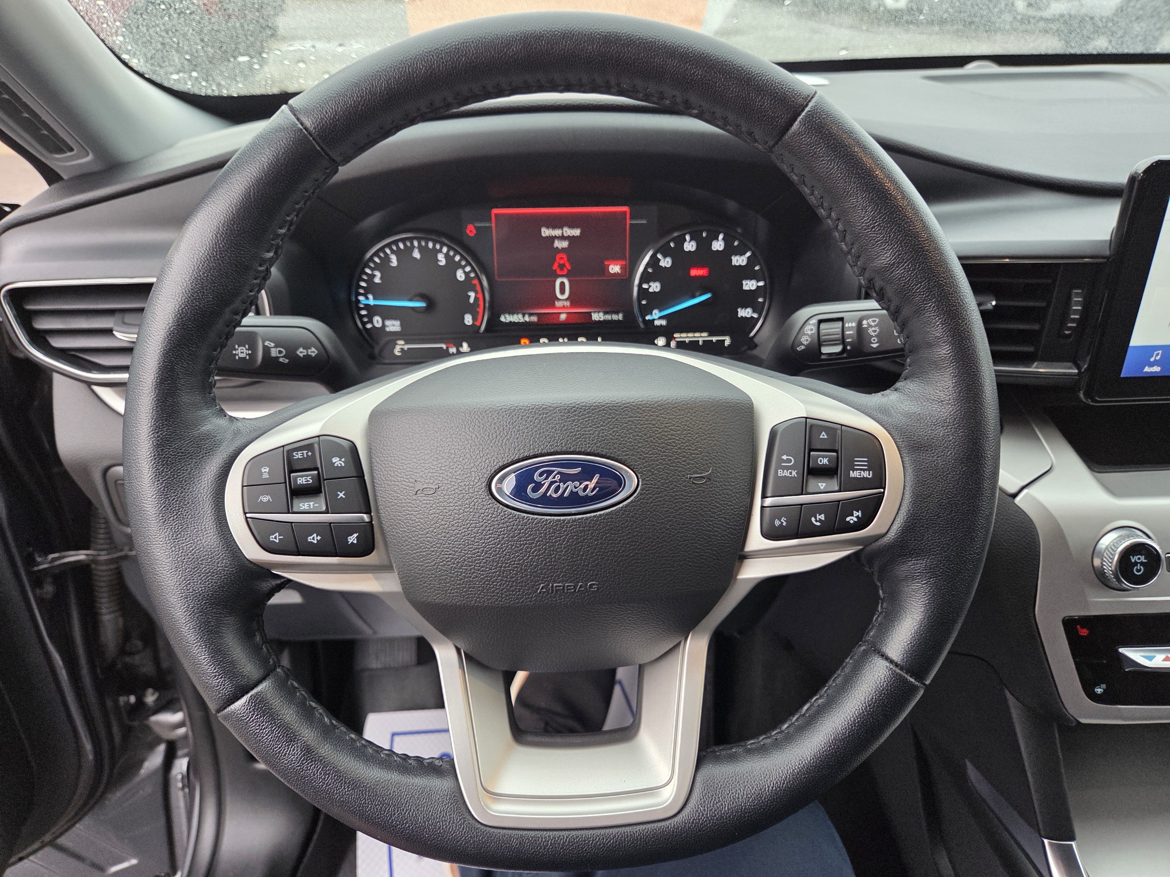 Certified 2022 Ford Explorer XLT w/ Equipment Group 202A AWD/4WD image 15