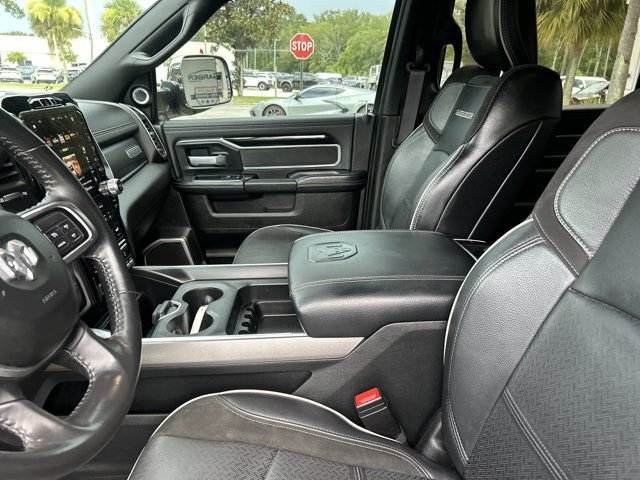 Used 2020 RAM 3500 Laramie AWD/4WD image 22