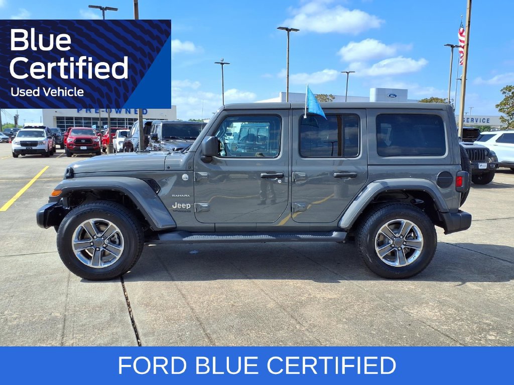 Used 2022 Jeep Wrangler Unlimited Sahara AWD/4WD image 3