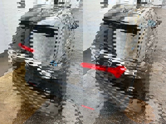 Used 2021 Toyota RAV4 Limited image 5