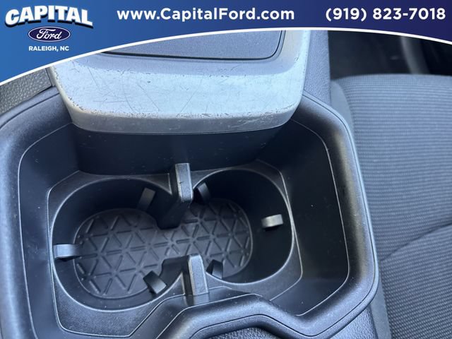 Used 2025 Toyota RAV4 LE AWD/4WD image 31