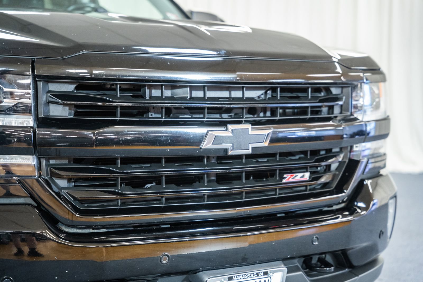 Used 2017 Chevrolet Silverado 1500 LTZ Z71 w/ LTZ Plus Package image 14