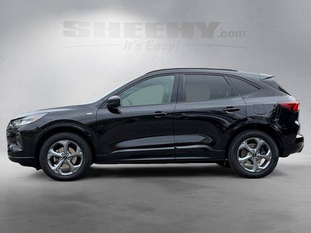 Certified 2023 Ford Escape ST-Line w/ Tech Pack #1 AWD/4WD image 16