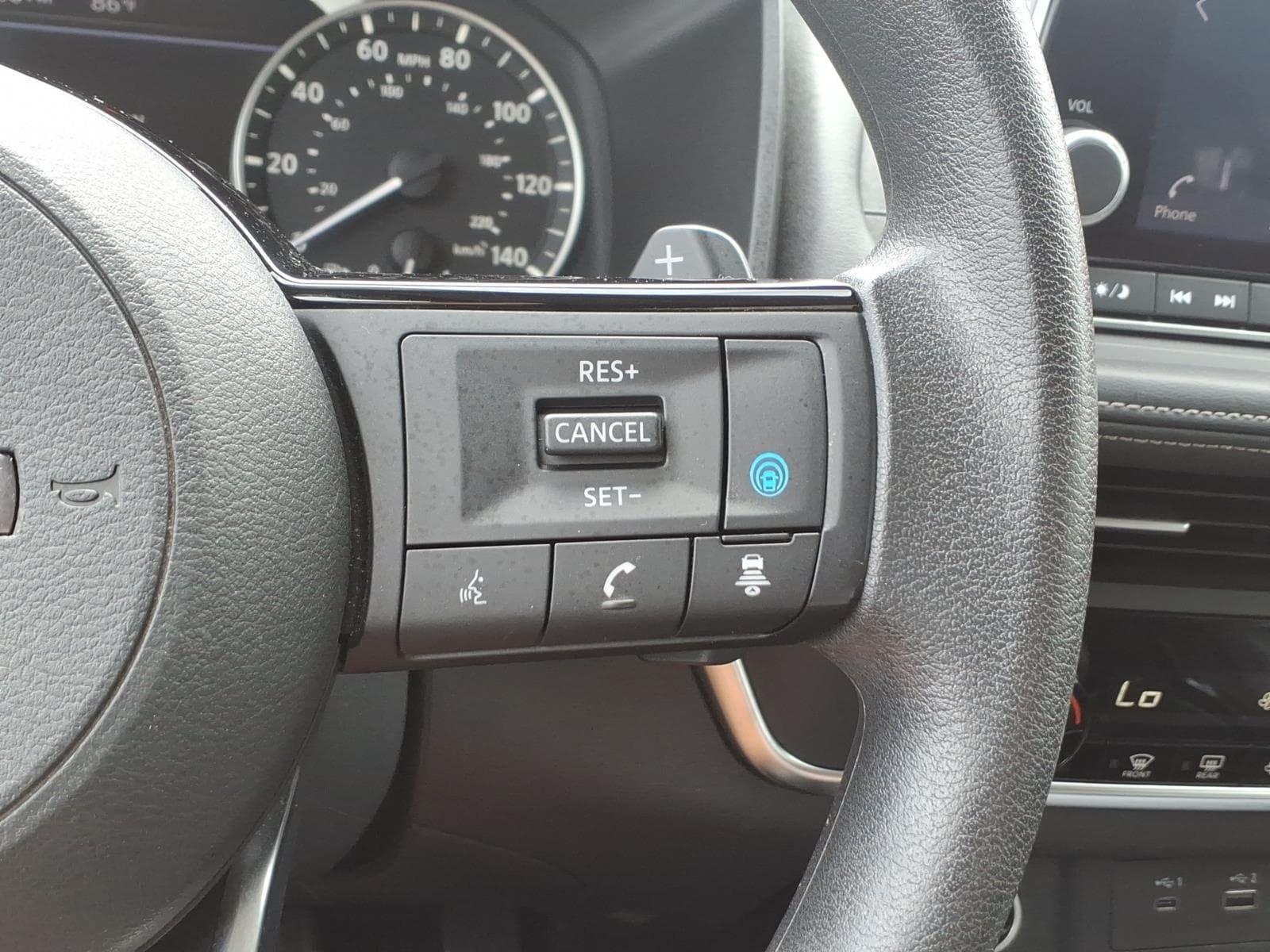 Used 2023 Nissan Rogue SV AWD/4WD image 15