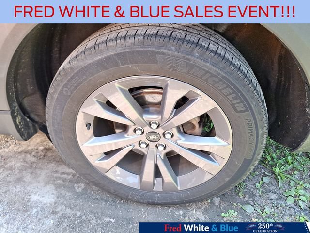 Certified 2023 Ford Explorer XLT w/ Equipment Group 202A AWD/4WD image 5