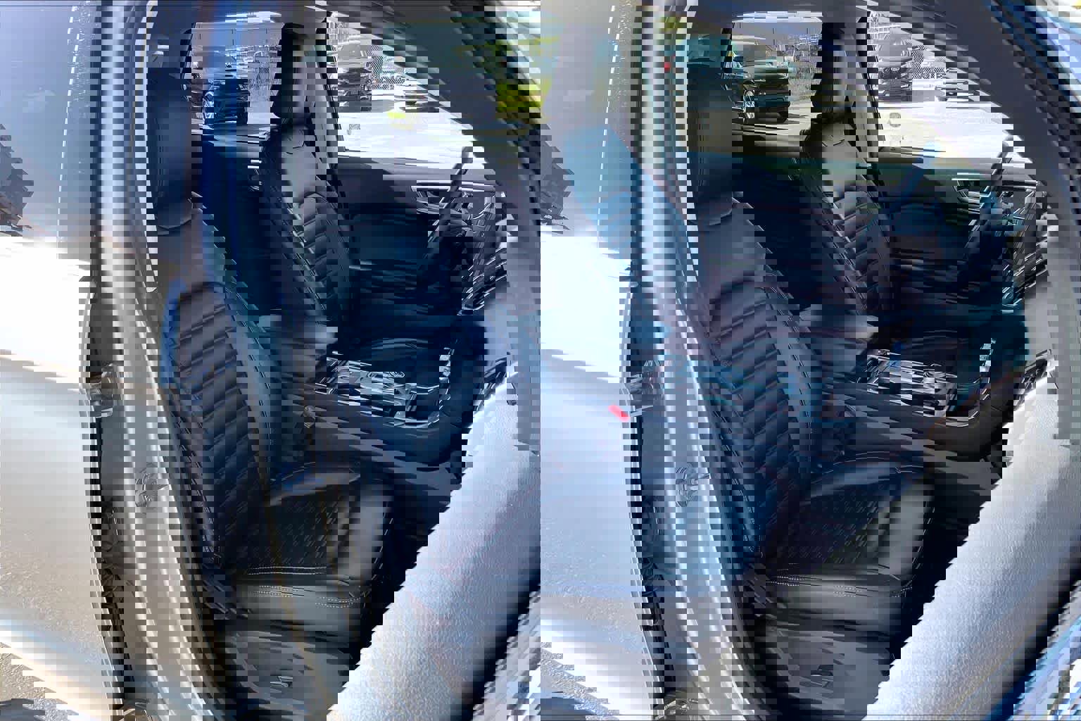 Certified 2024 Ford Edge SEL image 11