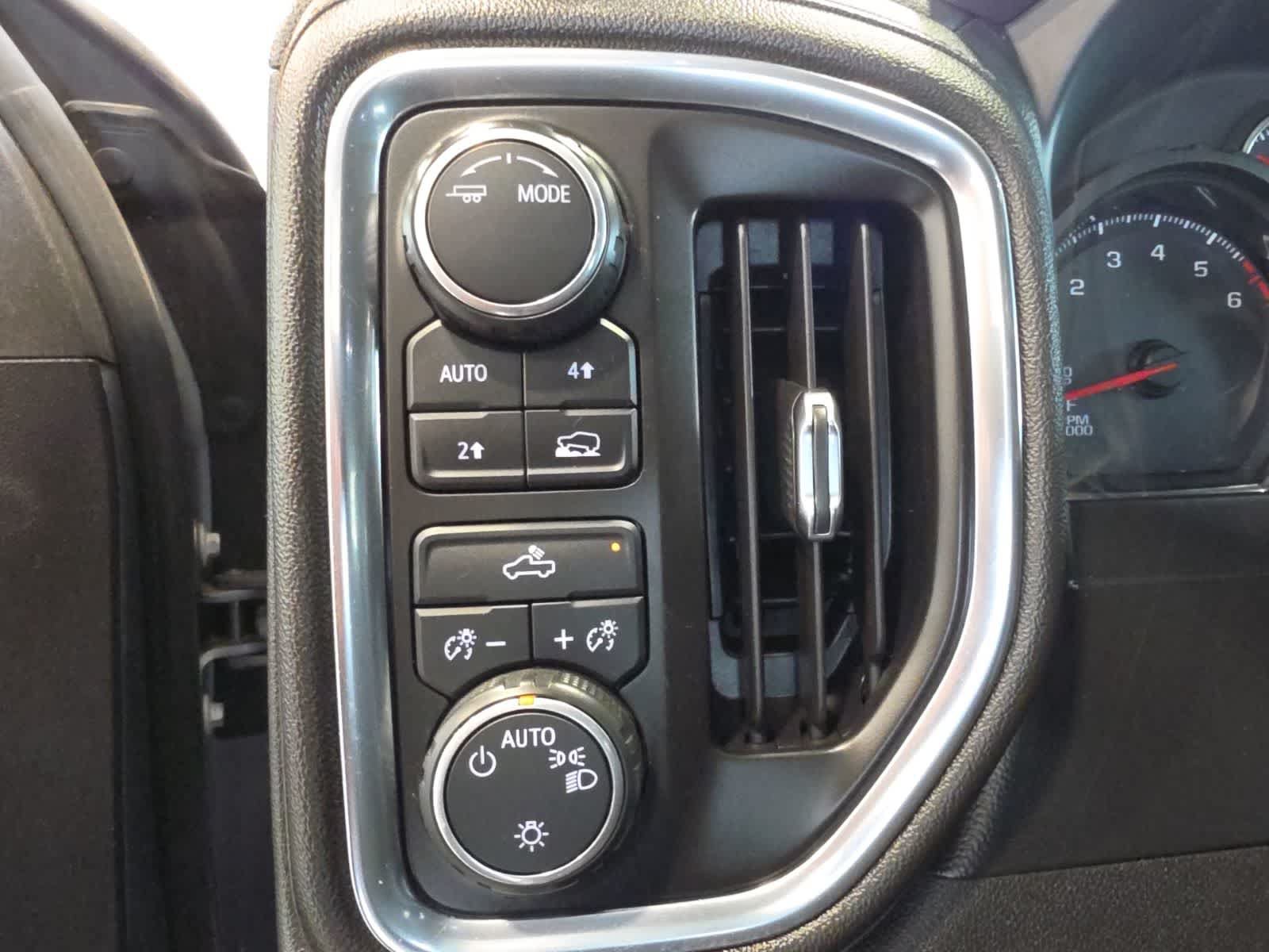 Used 2020 Chevrolet Silverado 1500 LT w/ All-Star Edition AWD/4WD image 16