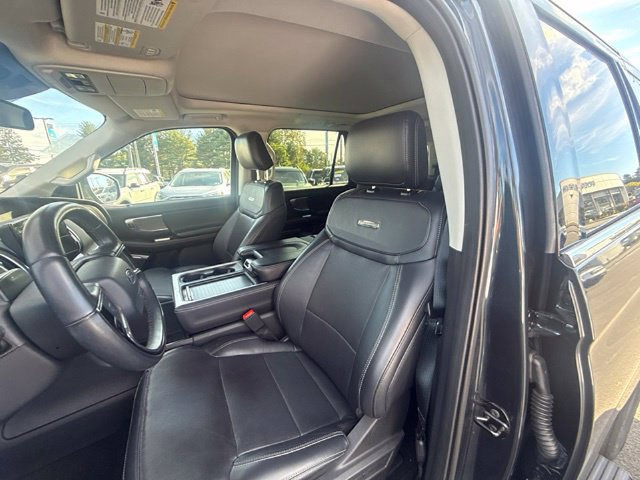 Certified 2025 Ford Expedition Platinum AWD/4WD image 18
