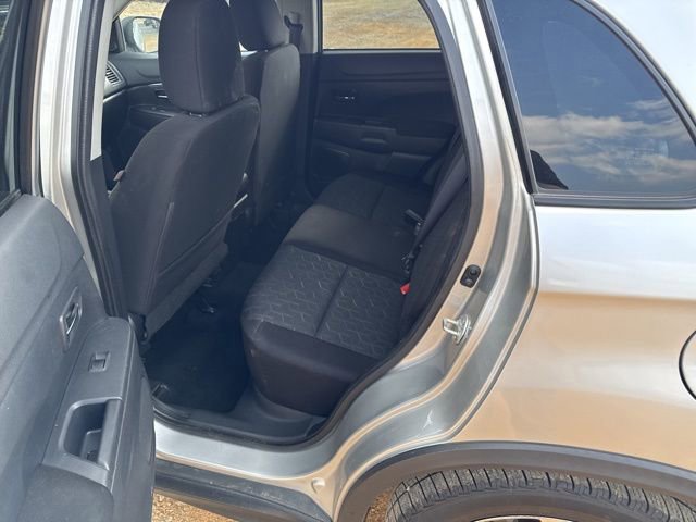 Used 2020 Mitsubishi Outlander Sport ES image 11