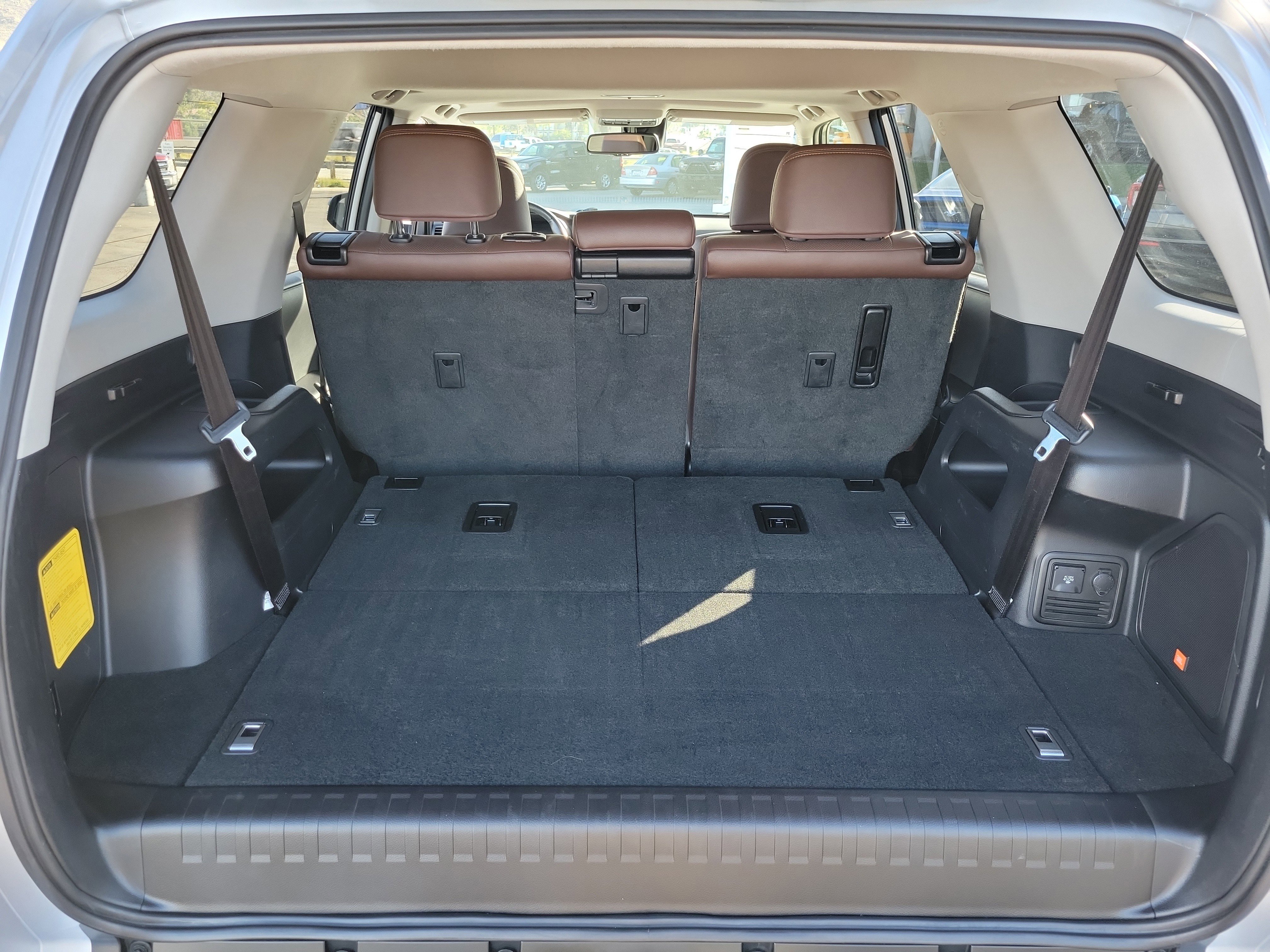 Used 2023 Toyota 4Runner Limited image 15