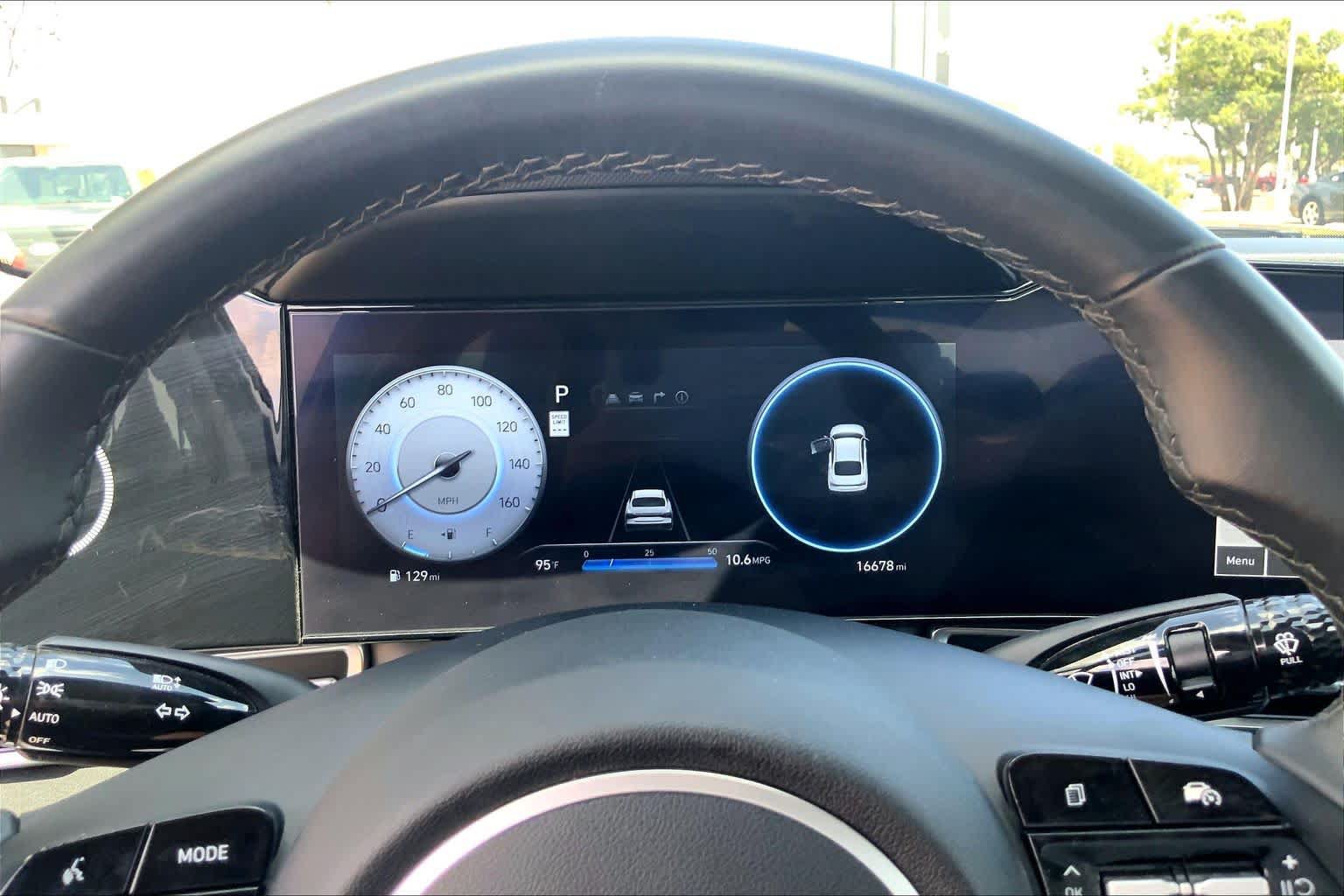 Used 2025 Hyundai Elantra SEL FWD image 26