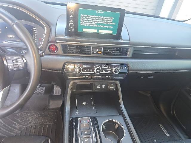 Used 2025 Honda Pilot Elite image 8