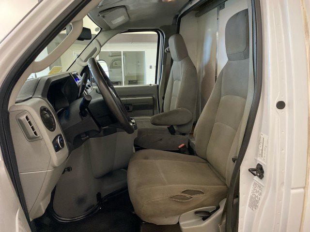 Certified 2023 Ford E-450 and Econoline 450 Super Duty w/ Power Windows & Locks Group RWD image 10
