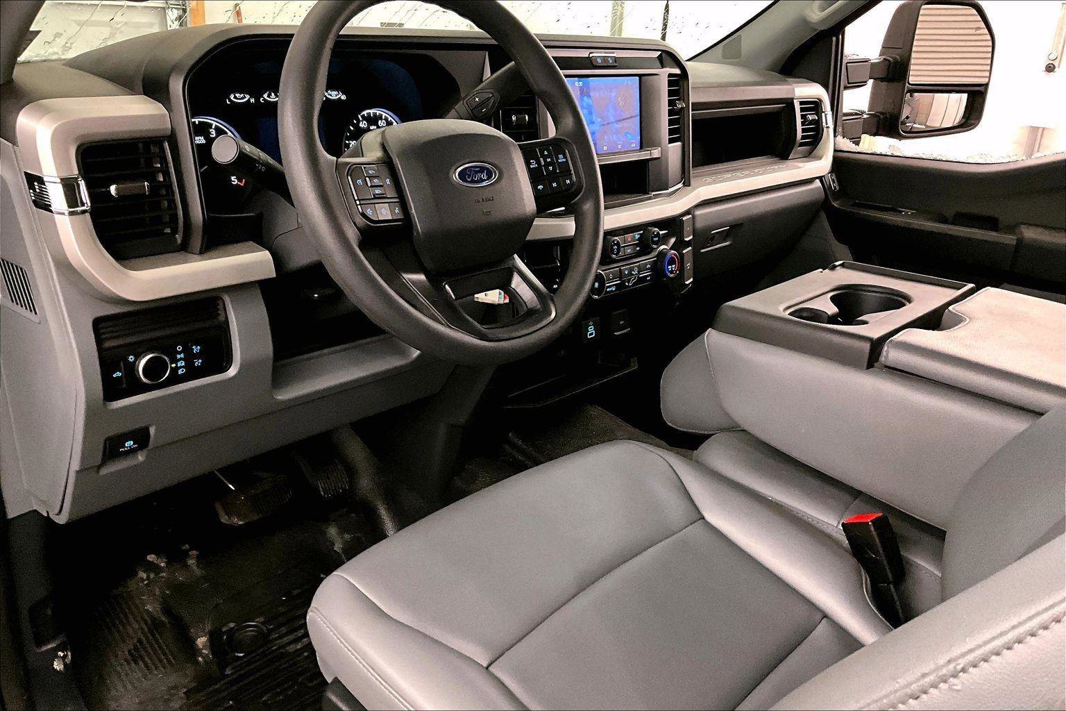 Certified 2025 Ford F250 XL w/ XL Off-Road Package image 12