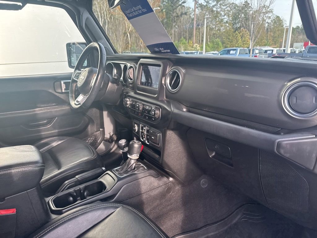 Used 2019 Jeep Wrangler Unlimited Sahara w/ LED Lighting Group image 24