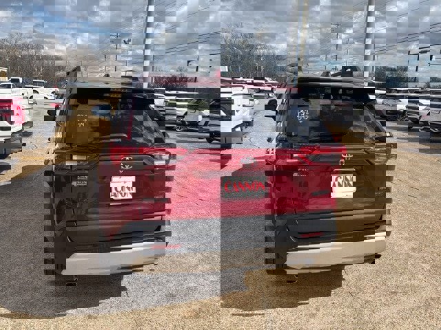 Used 2024 Toyota RAV4 Adventure image 4