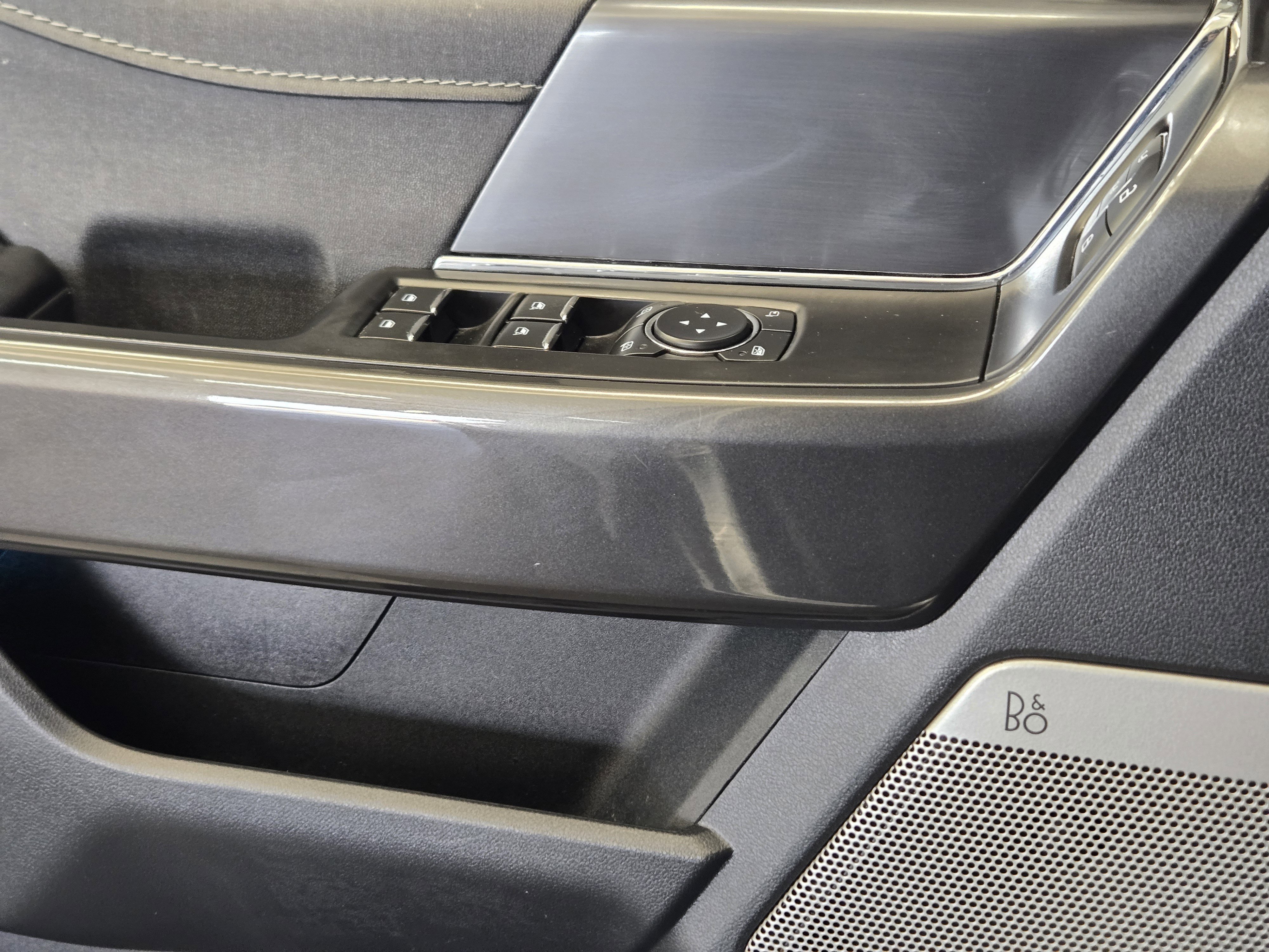 Certified 2023 Ford F150 Lariat w/ Equipment Group 502A High image 21