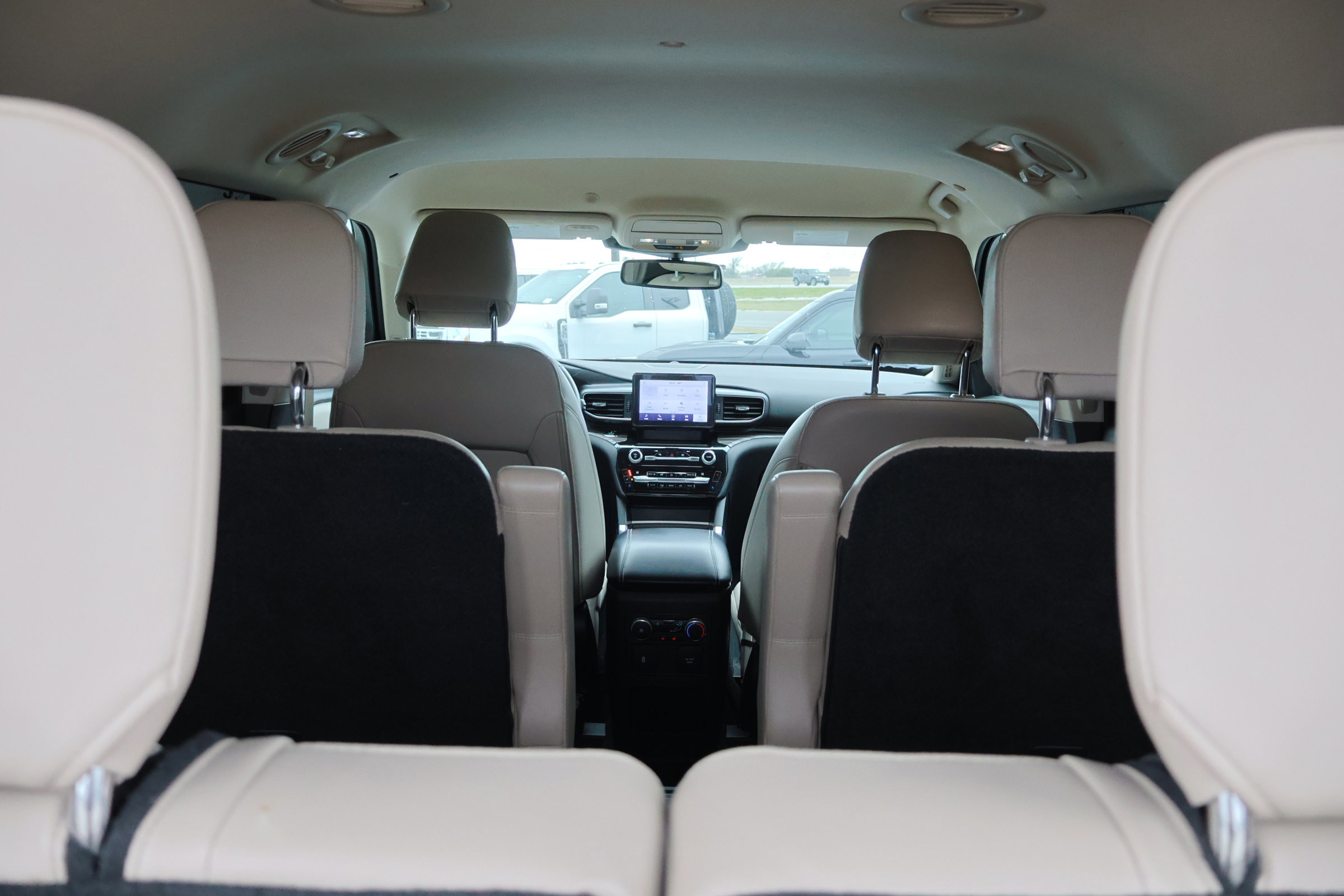 Certified 2021 Ford Explorer Limited w/ Hybrid Equipment Group 310A image 29