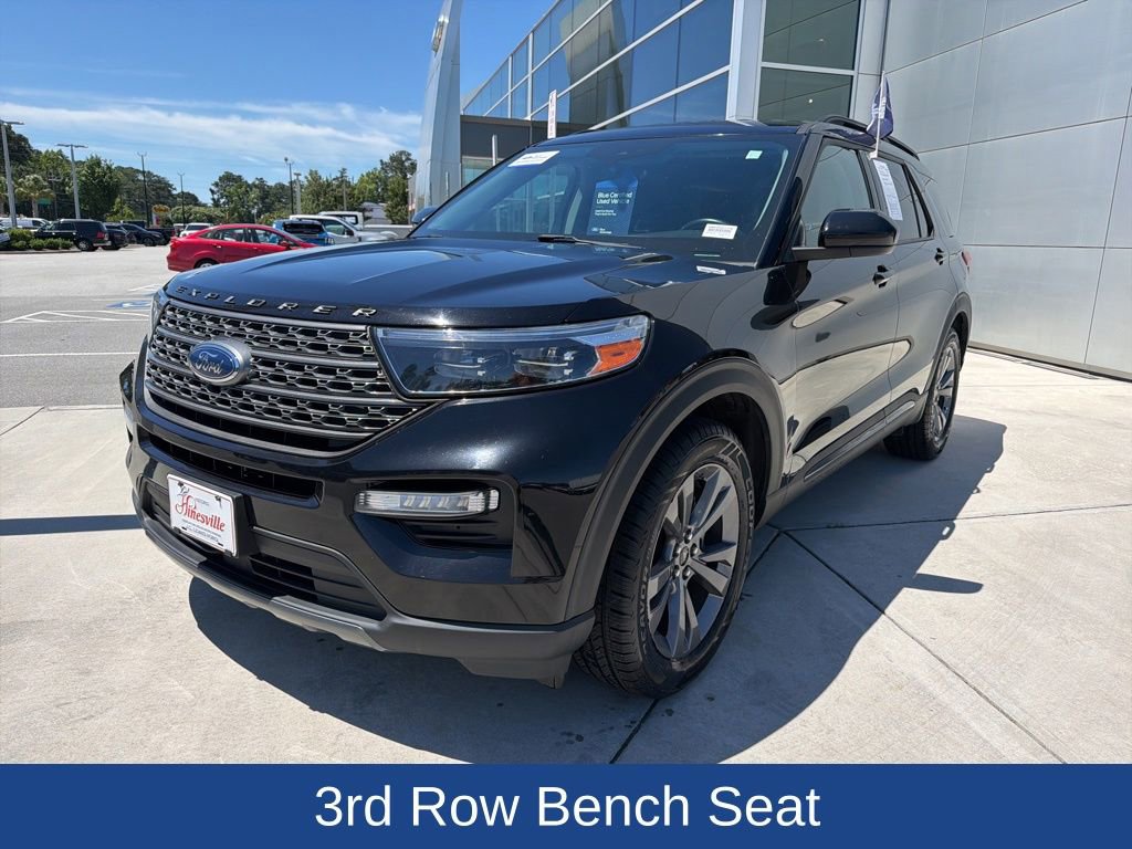 Certified 2023 Ford Explorer XLT w/ Equipment Group 202A RWD image 3