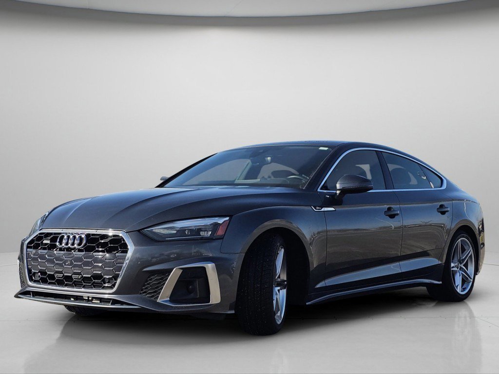 Used 2022 Audi A5 2.0T Premium image 8