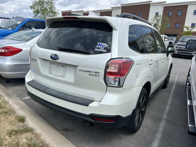 Used 2017 Subaru Forester 2.5i Limited w/ Popular Package #1 AWD/4WD image 4