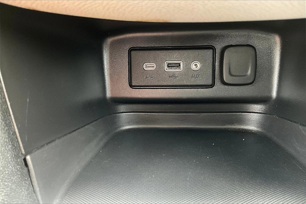 Used 2023 Chevrolet Equinox LT image 31