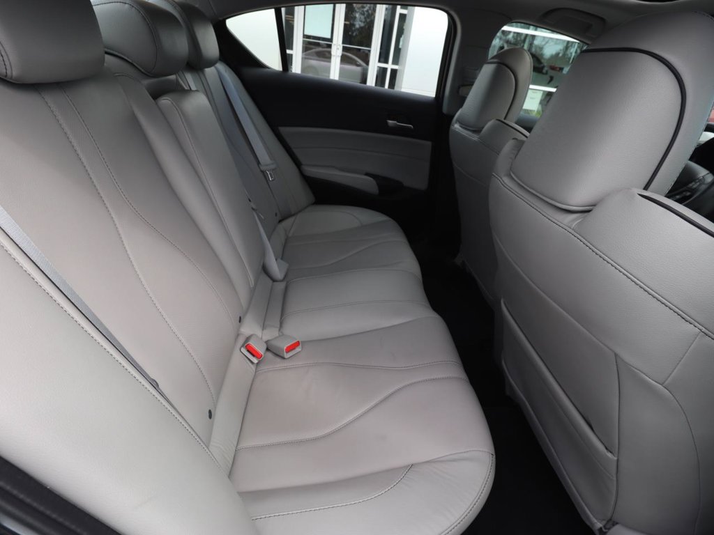 Used 2020 Acura ILX w/ Premium Package FWD image 21