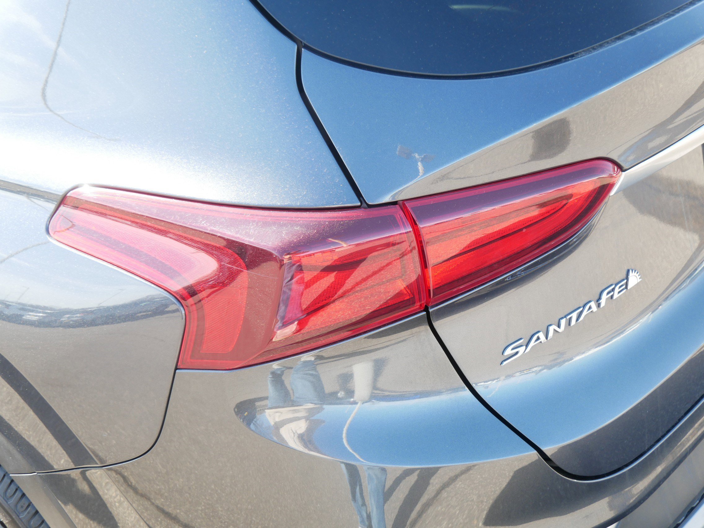 Used 2020 Hyundai Santa Fe SEL w/ Convenience Package image 17