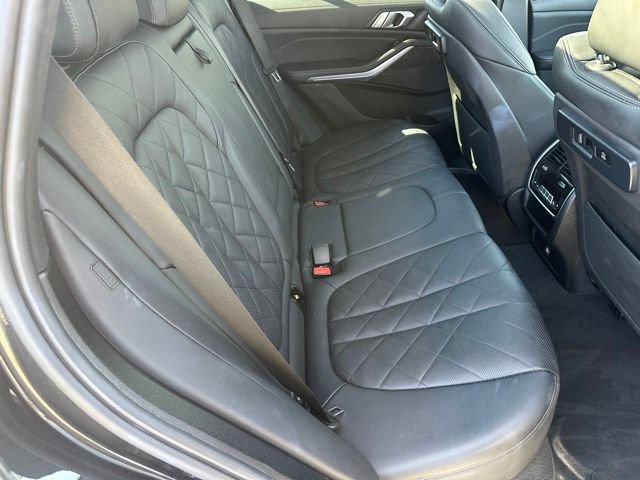 Used 2023 BMW X5 xDrive40i AWD/4WD image 11