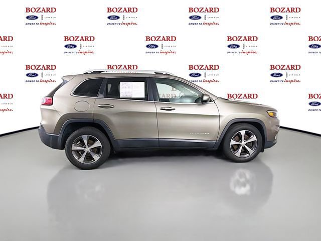 Used 2019 Jeep Cherokee Limited image 6