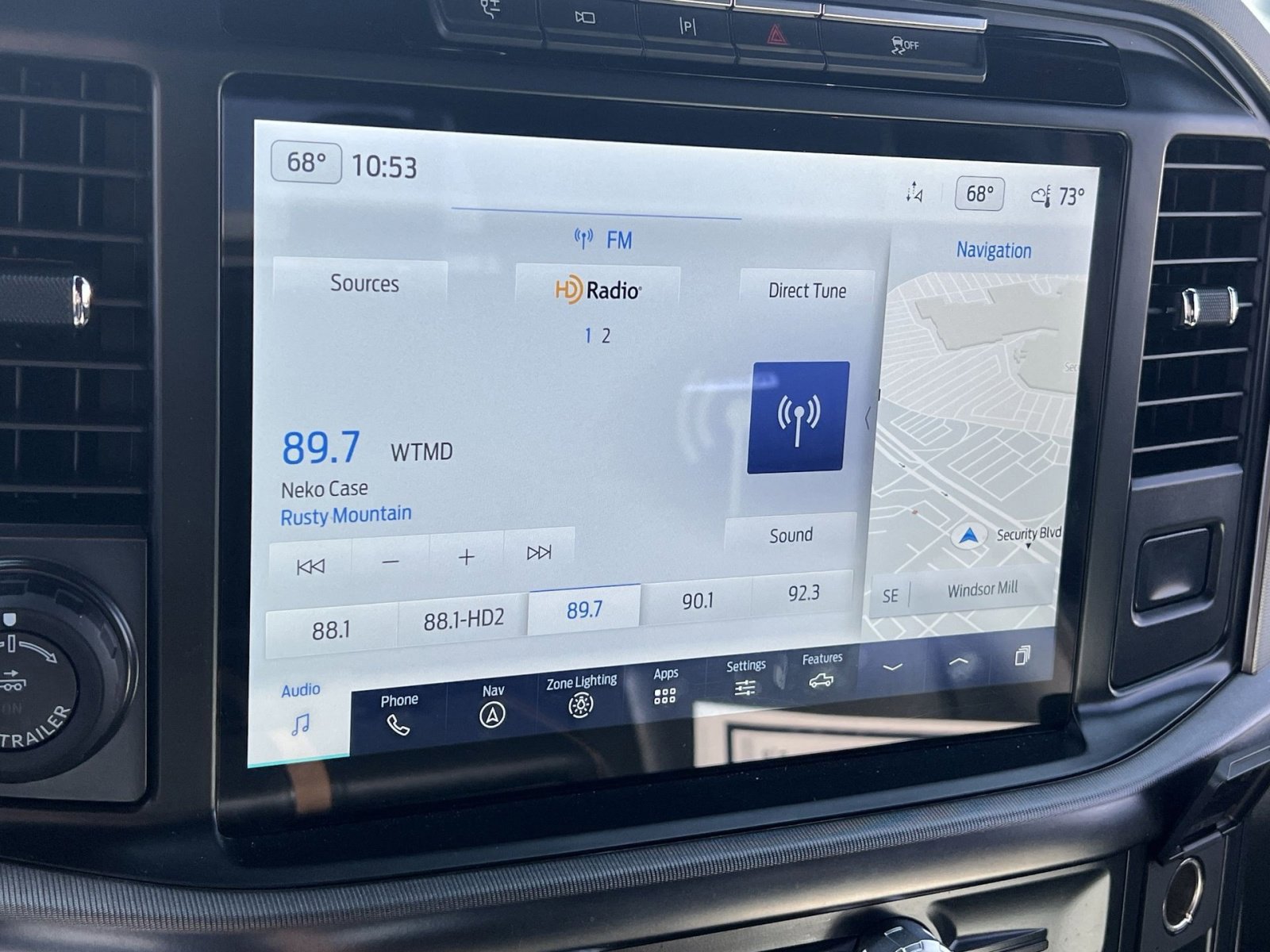 Certified 2022 Ford F150 Platinum w/ Equipment Group 701A High image 18