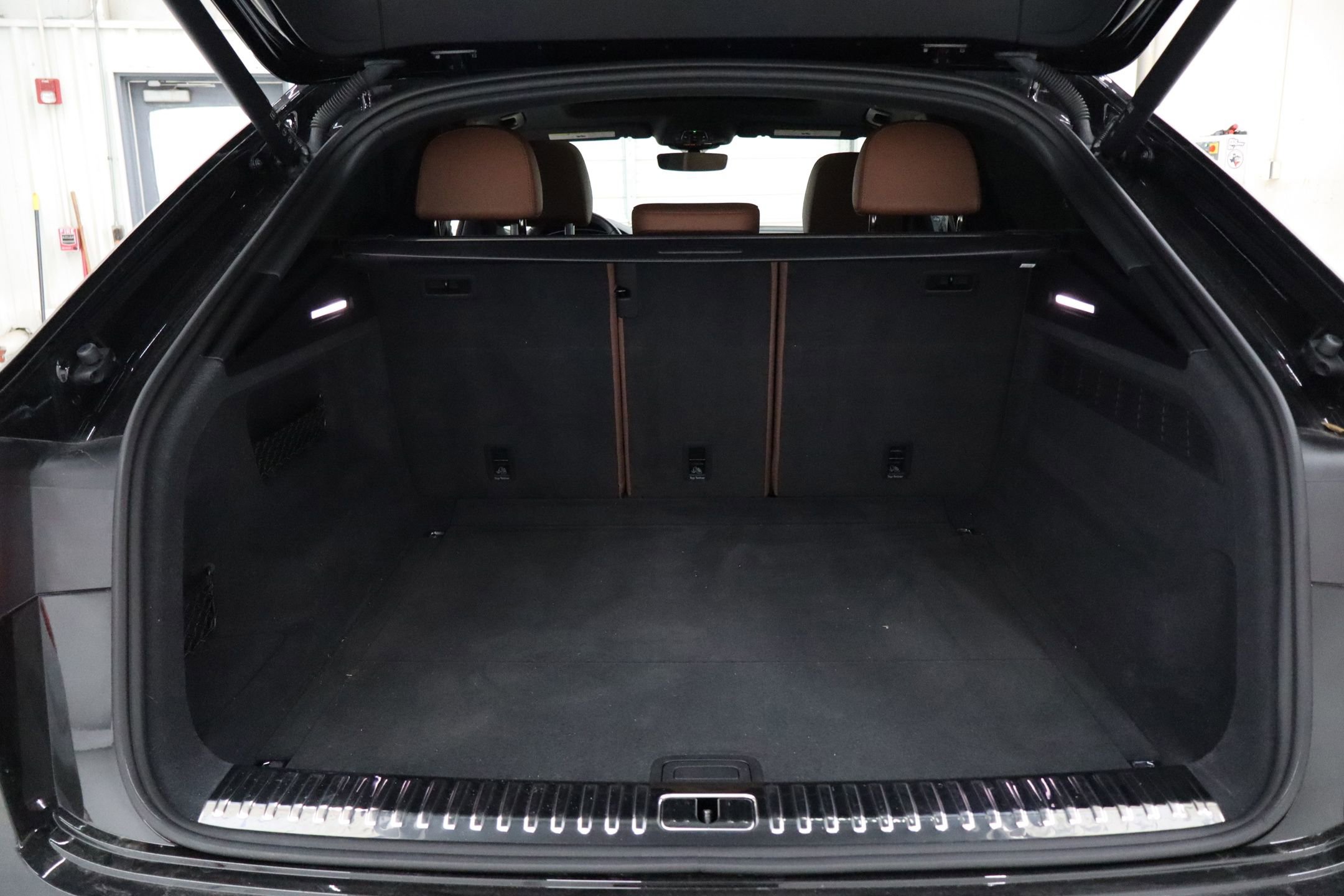 Used 2023 Audi Q8 Premium Plus w/ Premium Plus Package image 29