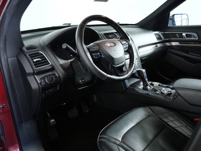 Certified 2018 Ford Explorer Platinum AWD/4WD image 16