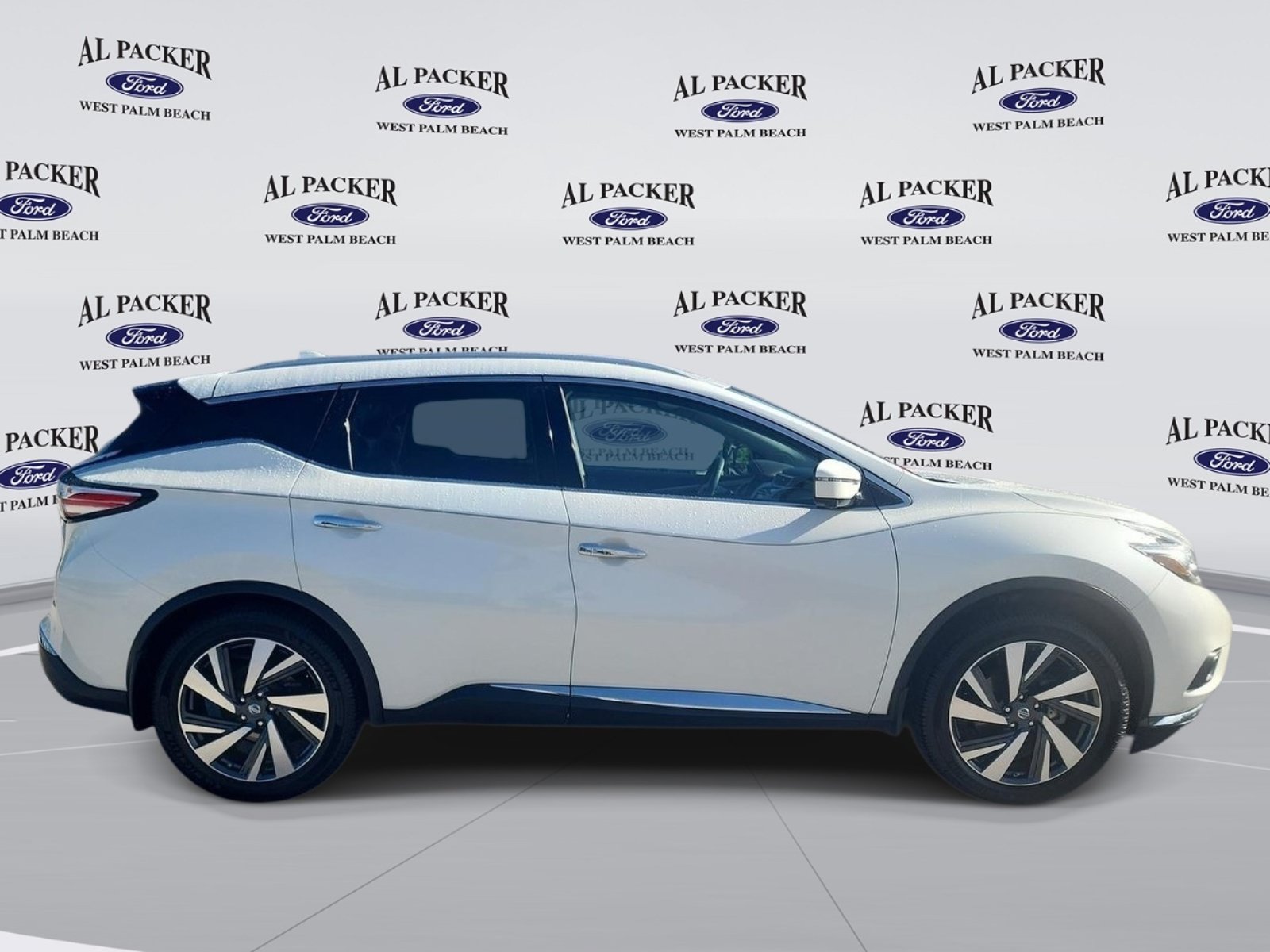 Used 2017 Nissan Murano Platinum w/ Platinum Technology Package FWD image 6