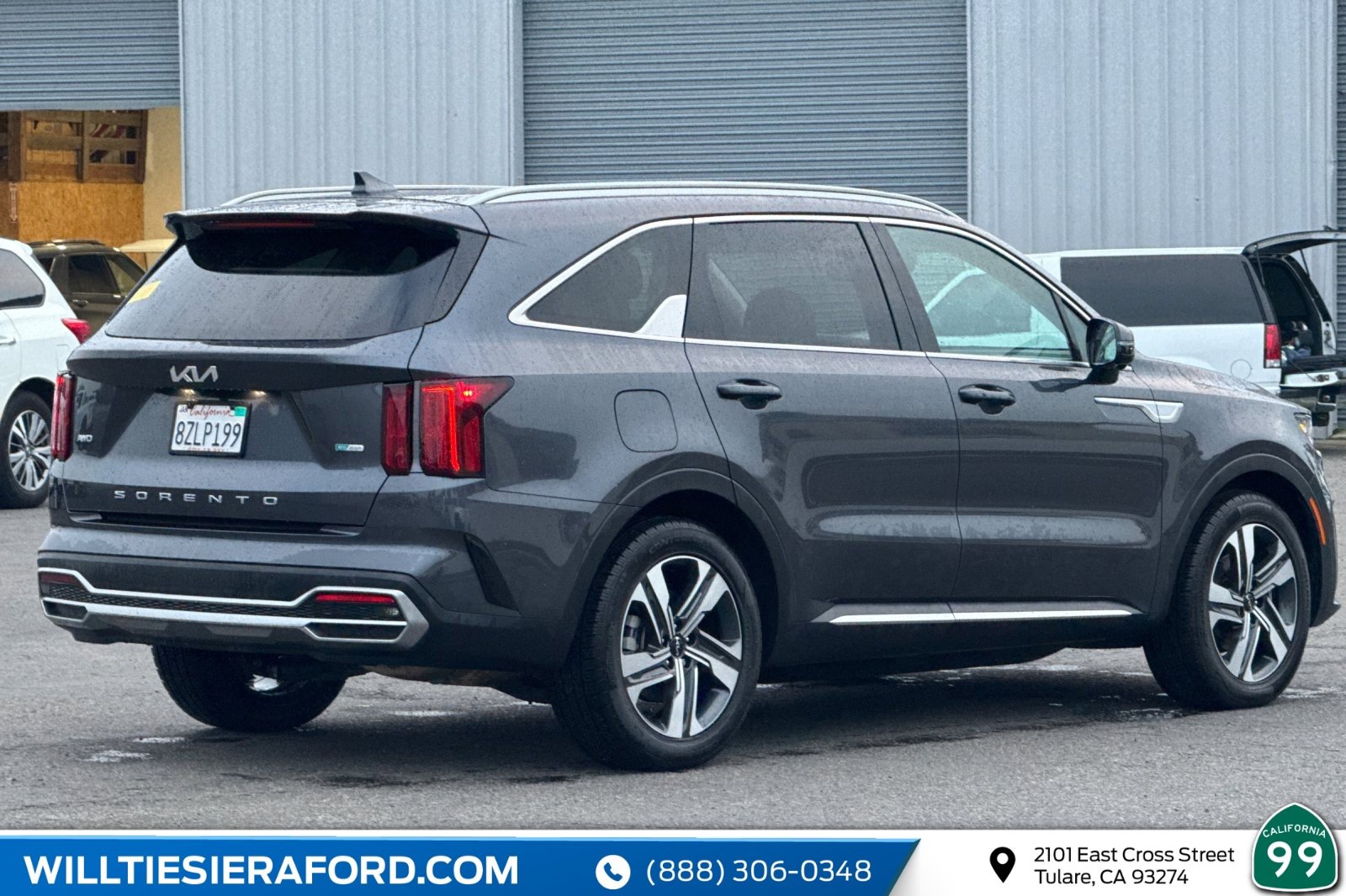 Used 2022 Kia Sorento SX Prestige w/ Panoramic Sunroof Package image 4