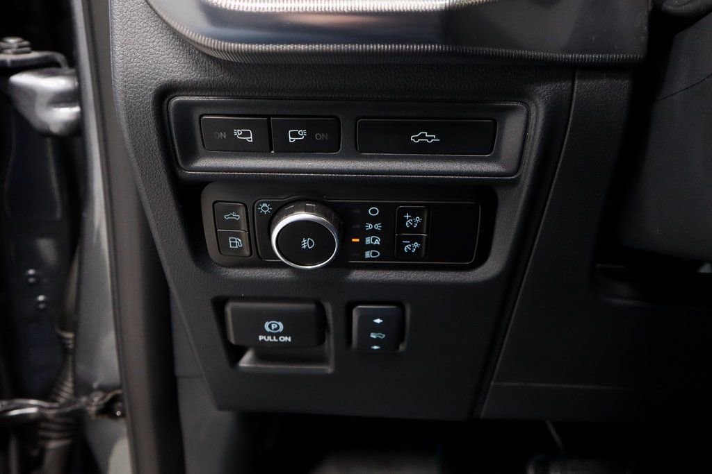 Certified 2024 Ford F150 Platinum w/ Equipment Group 702A High image 31