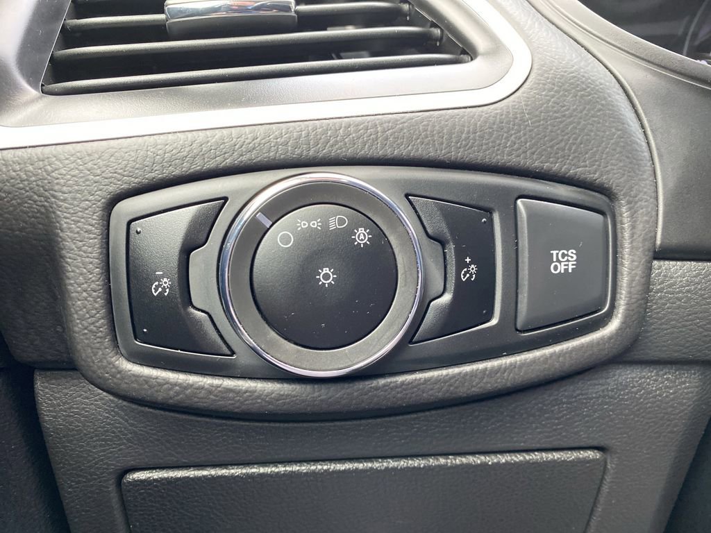 Certified 2024 Ford Edge SEL image 27