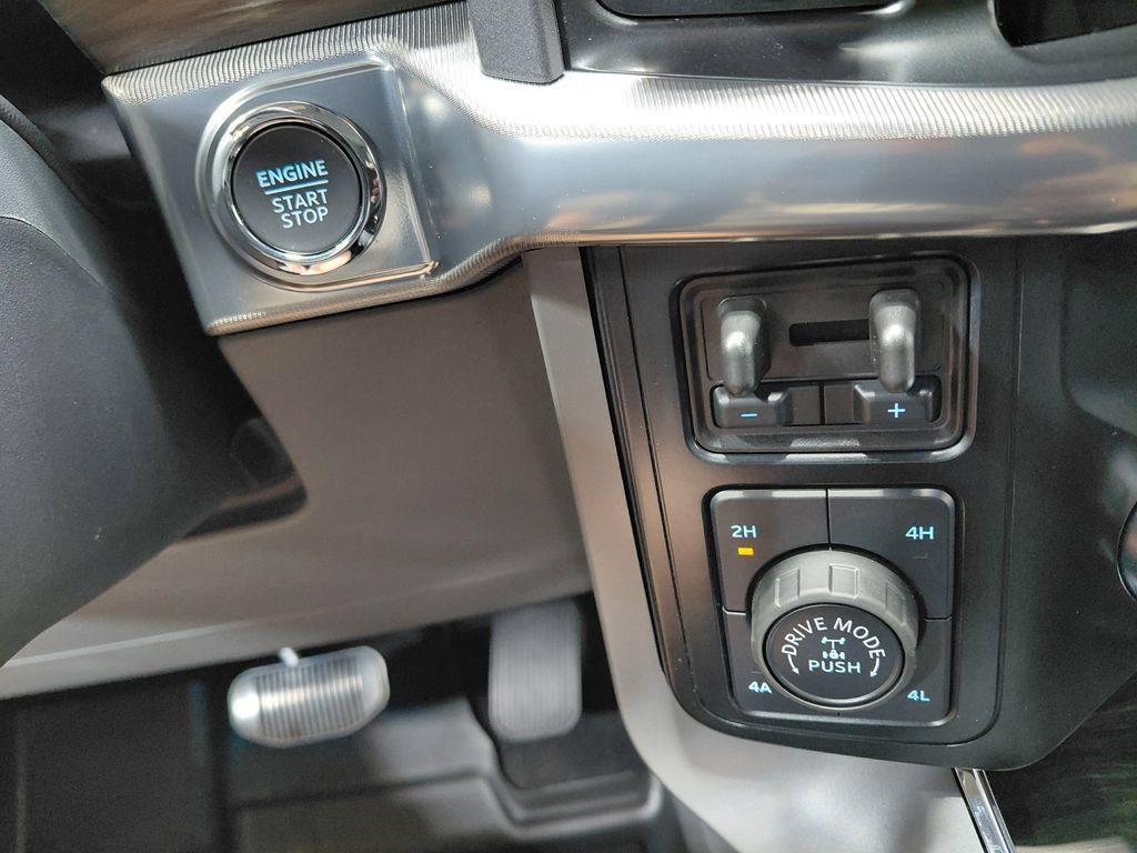 Certified 2024 Ford F150 Lariat w/ FX4 Off-Road Package AWD/4WD image 37
