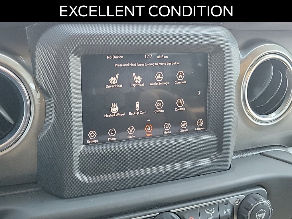 Used 2018 Jeep Wrangler Unlimited Sahara w/ Cold Weather Group AWD/4WD image 27