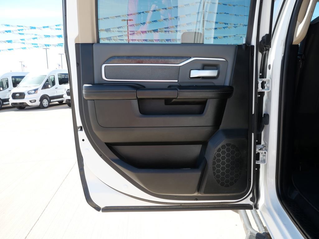 Used 2019 RAM 2500 Big Horn image 16
