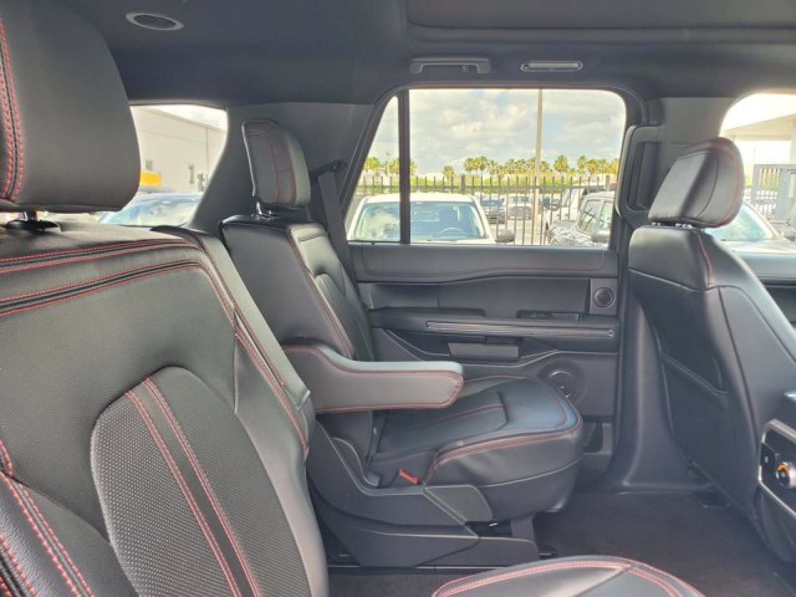 Certified 2023 Ford Expedition Limited RWD image 35