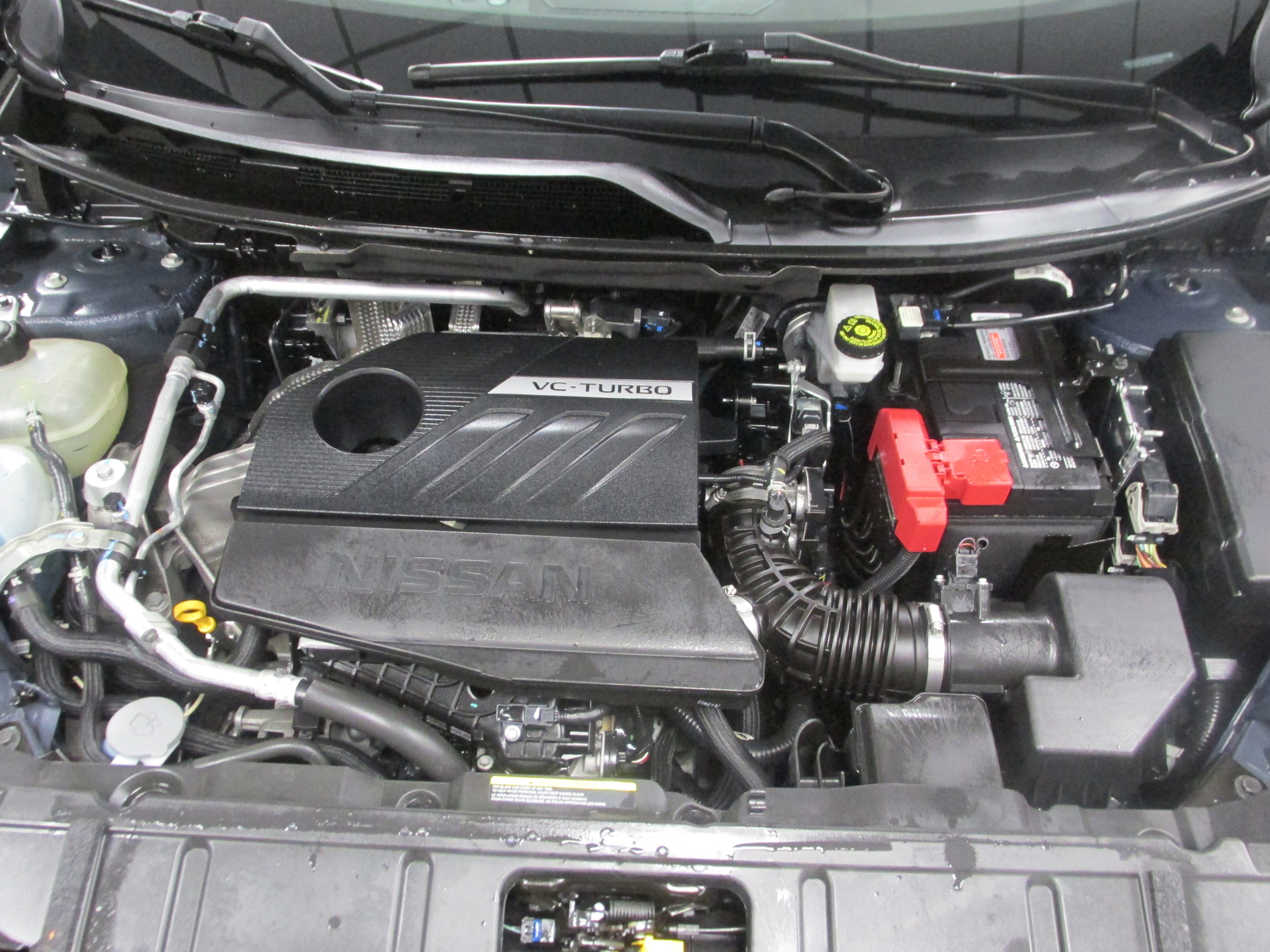 Used 2023 Nissan Rogue S AWD/4WD image 41
