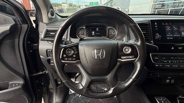 Used 2021 Honda Pilot Touring image 17