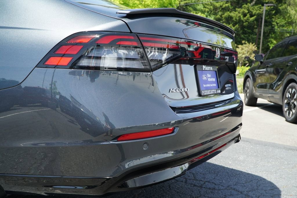 Used 2023 Honda Accord Touring image 25