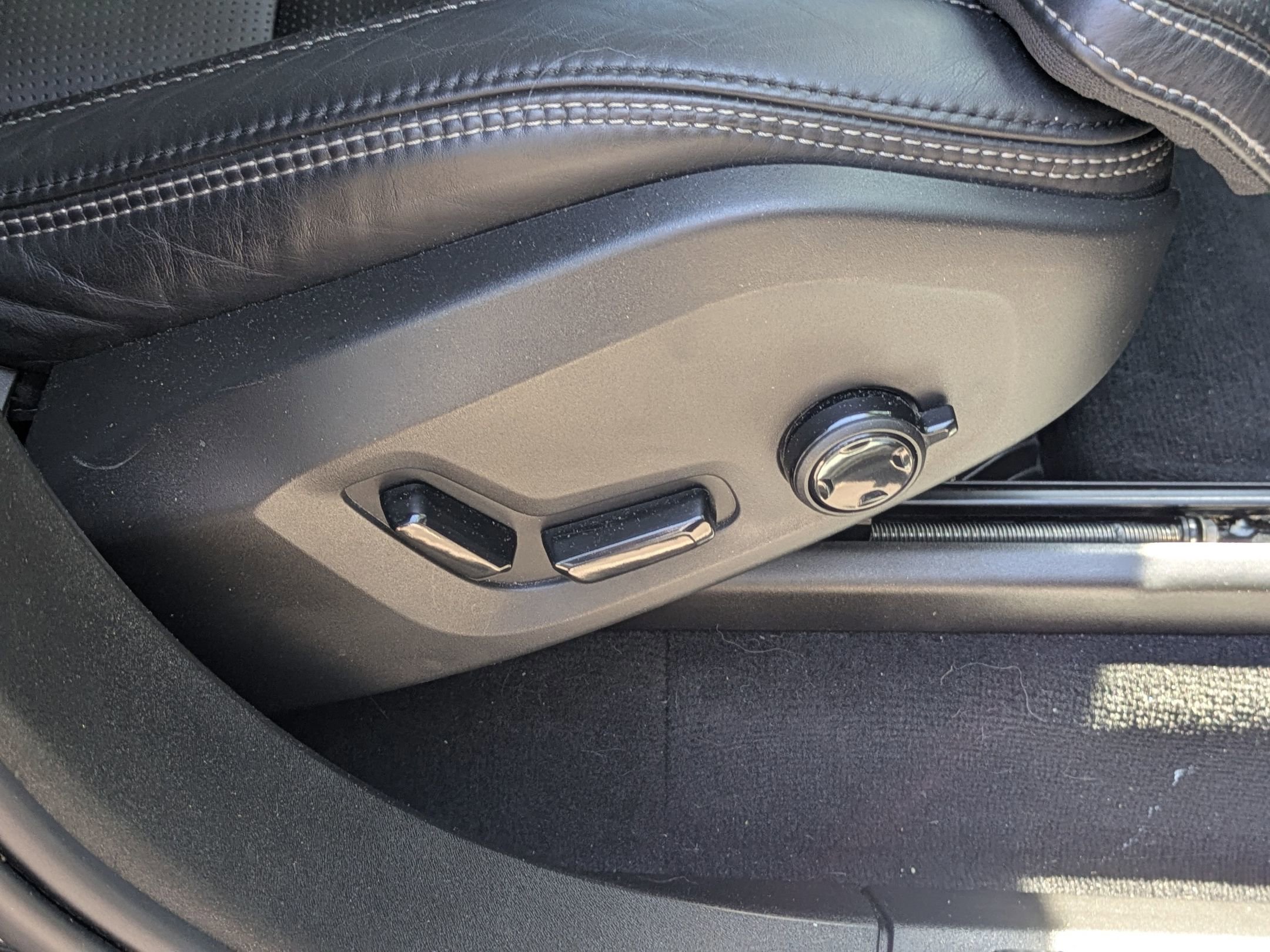 Used 2022 Volvo XC90 T6 Inscription w/ Advanced Package image 40