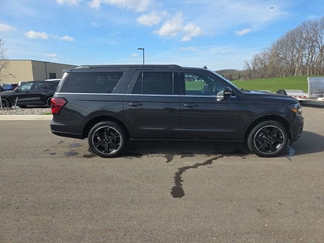 Certified 2022 Ford Expedition Max Limited AWD/4WD image 8