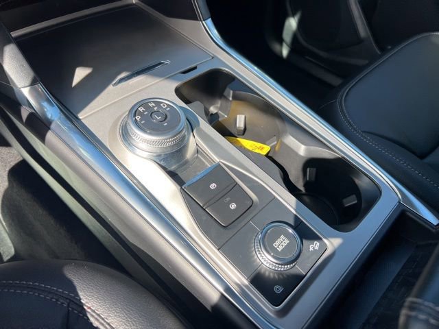 Certified 2023 Ford Explorer Limited w/ Equipment Group 301A image 18